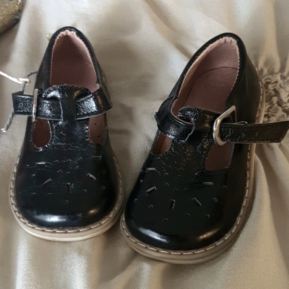 Luxelim black Mary Janes